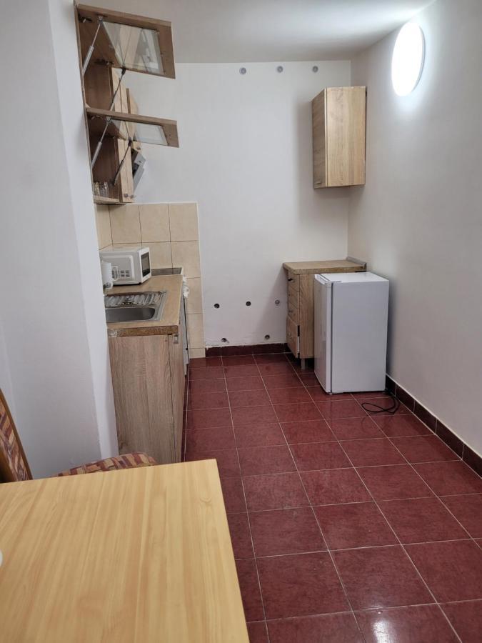 Penzion Duong Apartments Κάρλοβι Βάρι Εξωτερικό φωτογραφία