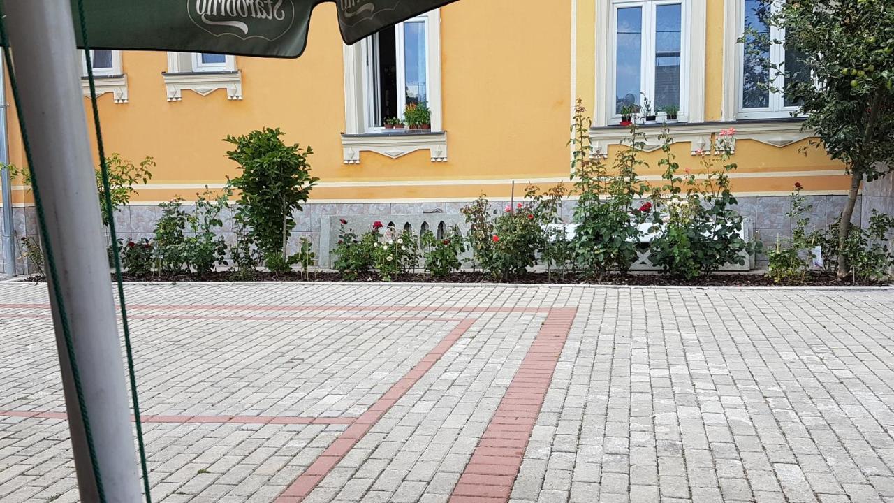 Penzion Duong Apartments Κάρλοβι Βάρι Εξωτερικό φωτογραφία