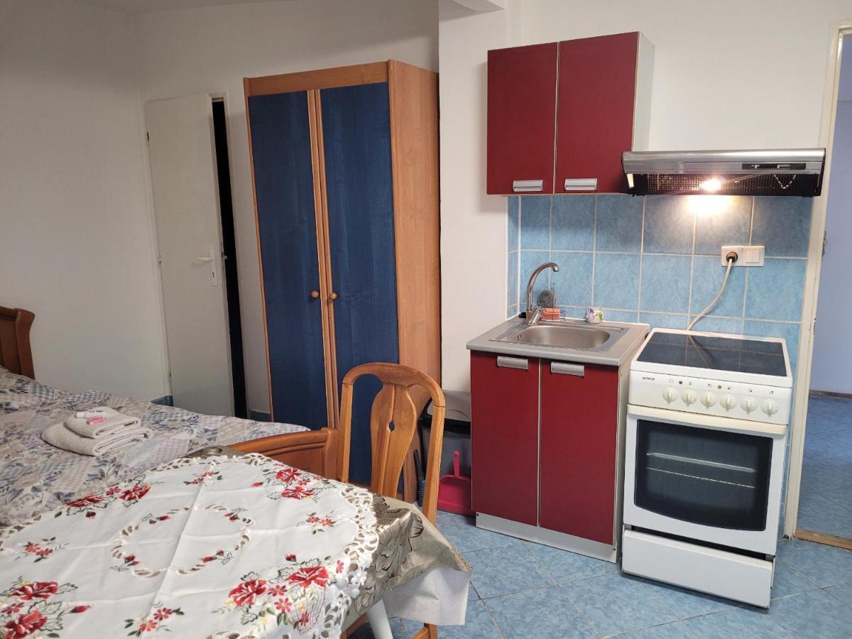 Penzion Duong Apartments Κάρλοβι Βάρι Εξωτερικό φωτογραφία