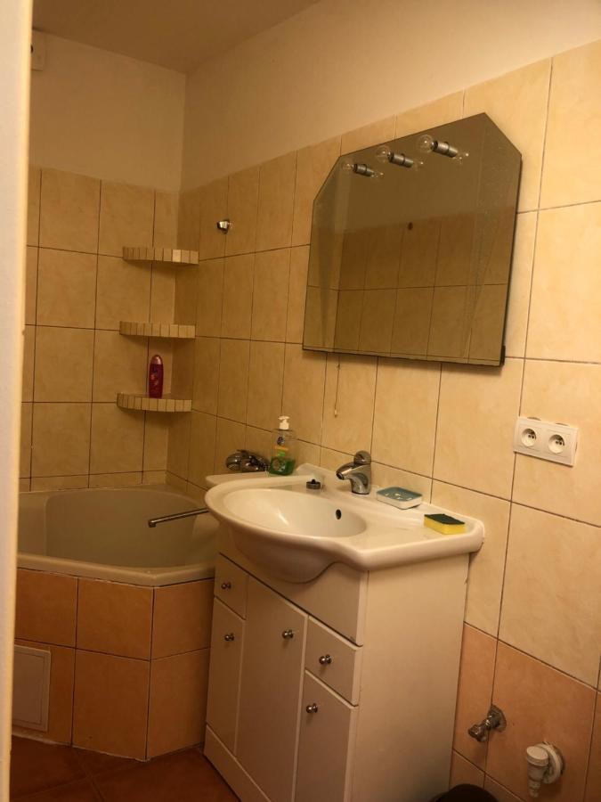 Penzion Duong Apartments Κάρλοβι Βάρι Εξωτερικό φωτογραφία